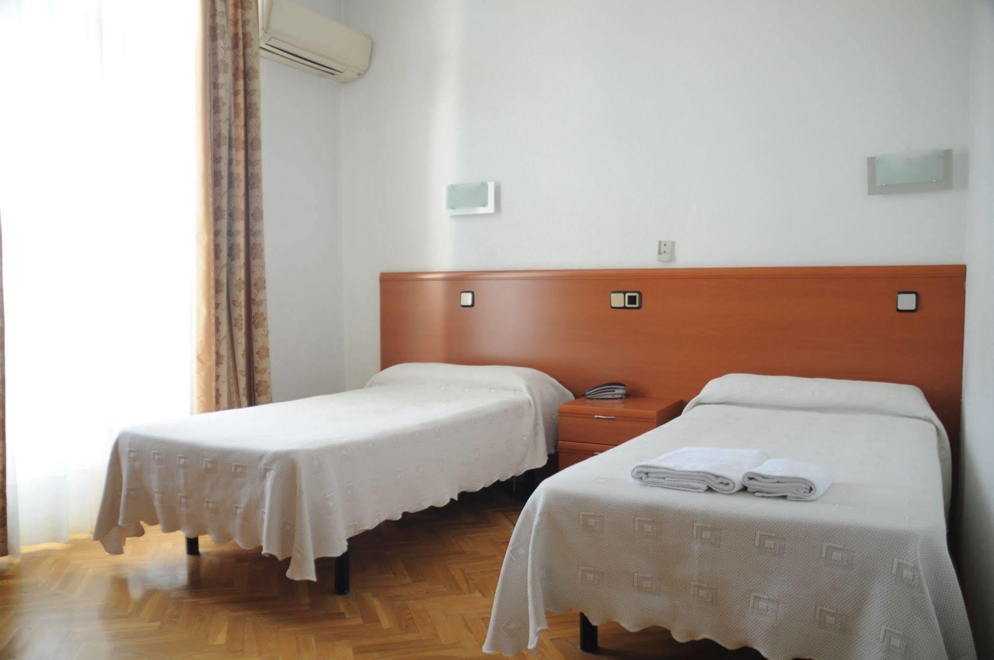 Hostal Jerez Madrid Exteriér fotografie